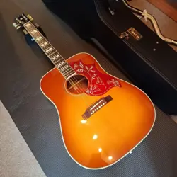 AUTHENTIC CHERRY SUNBURST