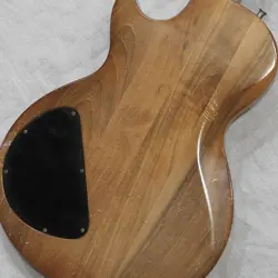 WALNUT