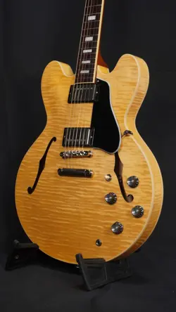 2023 ES-335 FIGURED