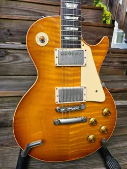 LES PAUL R9