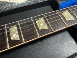 STANDARD GUITAR
