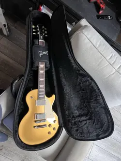 GIBSON LES PAUL STUDIO ELECTRIC GUITAR GOLD TOP