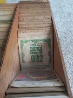 STRING LOT GIBSON