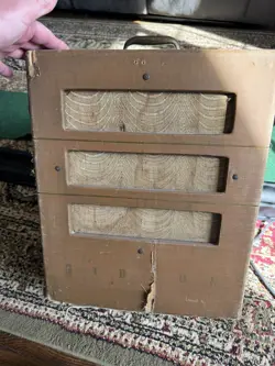 VINTAGE GIBSON GUITAR AMPLIFIER