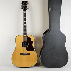VINTAGE 1970S GIBSON SJ DELUXE ACOUSTIC GUITAR WITH HARD CASE