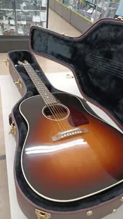 GIBSON J-45 STANDARD USED 4 ACOUSTIC ELECTRIC GUITAR