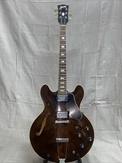 ELECTRIC GUITAR VINTAGE