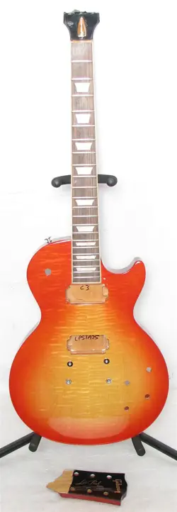 GIBSON EXCLUSIVE LES PAUL STUDIO FIGURED WASHED CHERRY SUNBURST HUSK ONLY