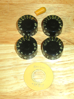GIBSON 1977 BLACK SPEED GUITAR CONTROL KNOBS