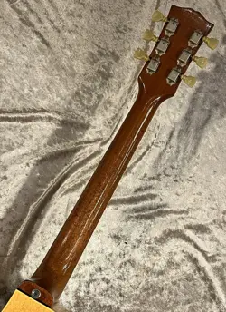 ES-175DN NATURAL 1965