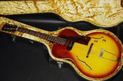 GIBSON ES-125T ELECTRIC GUTIAR