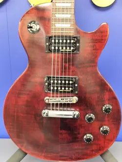 2013 MAHOGANYBODY