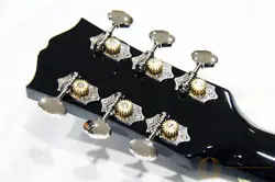 UK835