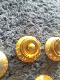 GOLD 50S