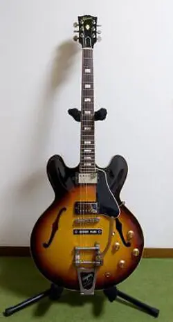 MADE BY GIBSON MEMPHIS ES-335 2015 / WITH BIGSBY