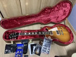 GIBSON LES PAUL STANDARD UNBURST 60S