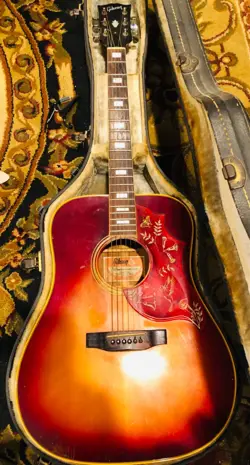 CUSTOM GIBSON HUMMINGBIRD ROSEWOOD CHERRY SUNBURST EXCELLENT CONDITION