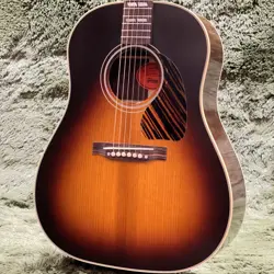 GIBSON CUSTOM SHOP 1942 BANNER SOUTHERN JUMBO 2024 ACOUSTIC GUITAR