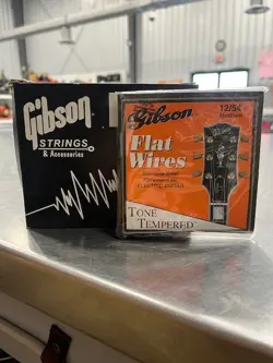 FLAT WIRES NIB