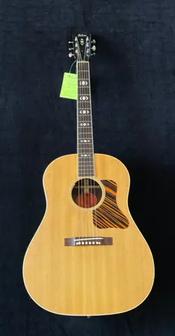 2004 GIBSON ADVANCED JUMBO ACOUSTIC GUITAR W/LR BAGGS PICKUP INSTALLED