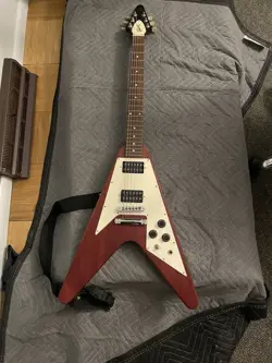 2008 GIBSON FLYING V CHERRY