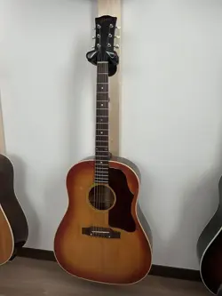 ACOUSTIC GUITAR GIBSON J45 1968 CHERRY SUNBURST