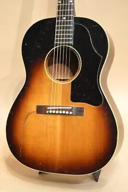1958 USED ACOUSTIC