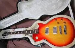 ELECTRIC BASS GUITAR GIBSON LES PAUL 2011 SUNBURST MADE IN USA 120810626 & CASE