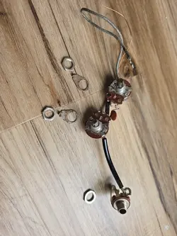 VINTAGE 1960'S GIBSON GUITAR WIRING HARNESS WITH VOLUME TONE JACK