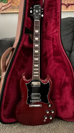 GIBSON SG STANDARD ELECTRIC GUITAR - HERITAGE CHERRY 711106035628