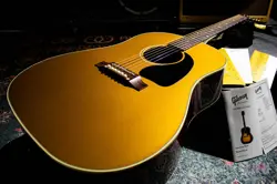 GIBSON J-45 GOLD TOP 2010