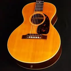 GIBSON B-25 3 4 NAT MADE IN 1968