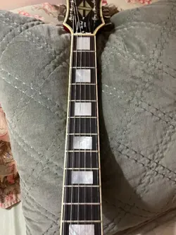 1983 GIBSON LES PAUL CUSTOM GUITAR