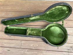 VINTAGE LIFTON GREEN LINED BANJO HARD CASE GIBSON, BACON, VEGA