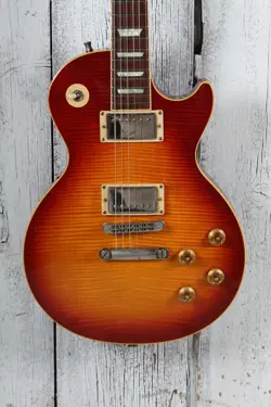 GIBSON 2004 LES PAUL STANDARD PREMIUM PLUS ELECTRIC GUITAR WITH HARDSHELL CASE