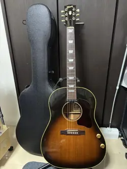 GIBSON J-160E 1994 100-ROUND MODEL