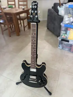 TOP SEMI-HOLLOW EBONY