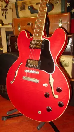 2009 GIBSON ES-335 CHERRY RED