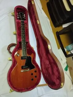 GIBSON LES PAUL SPECIAL WITH GENUINE HARD CASE