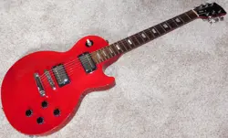 GIBSON LES PAUL STUDIO 2000 RARE RUBY RED WITH TRAPEZOID INLAYS