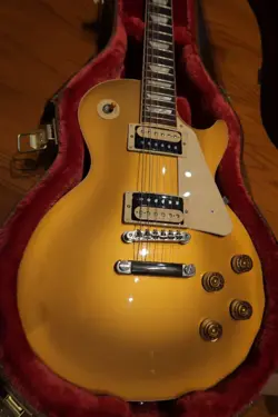 2017 GIBSON LES PAUL GOLD TOP EXCELLENT CONDITION W/ UPGRADES