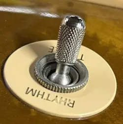 KNURLED SWITCH