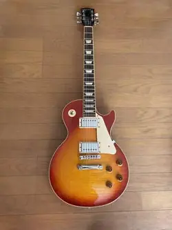 MADE BY GIBSON LES PAUL STANDARD 2010