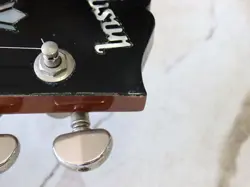 VINTAGE SUNBURST 2011