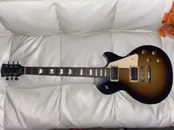 GIBSON LES PAUL TRIBUTE ELECTRIC GUITAR - SATIN TOBACCO BURST