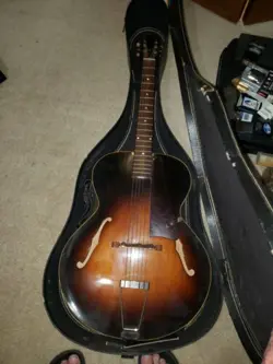 VINTAGE GIBSON GUITAR L 48 OR L 50 USED WITH CASE
