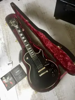 RARE GIBSON BLACK LES PAUL CUSTOM MICK JONES HEAVY AGED LIMITED RUN CUSTOM SHOP
