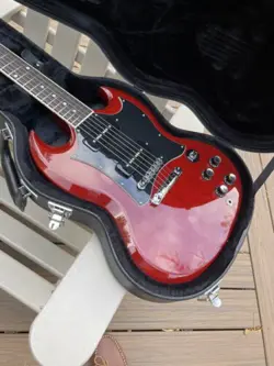 P90 HERITAGE CHERRY