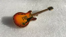 CUSTOM GIBSON GUITAR
