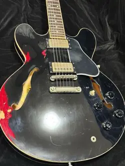 GIBSON ES-335 MULTILAYER MOD. GIBSON SEMI-ACO GUITAR